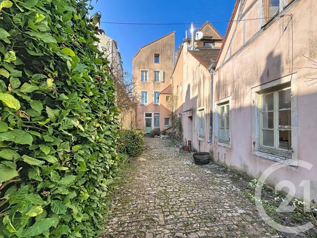 Appartement T1 à vendre - 1 pièce - 27.0 m2 - DIJON - 21 - BOURGOGNE - Century 21 Martinot Immobilier