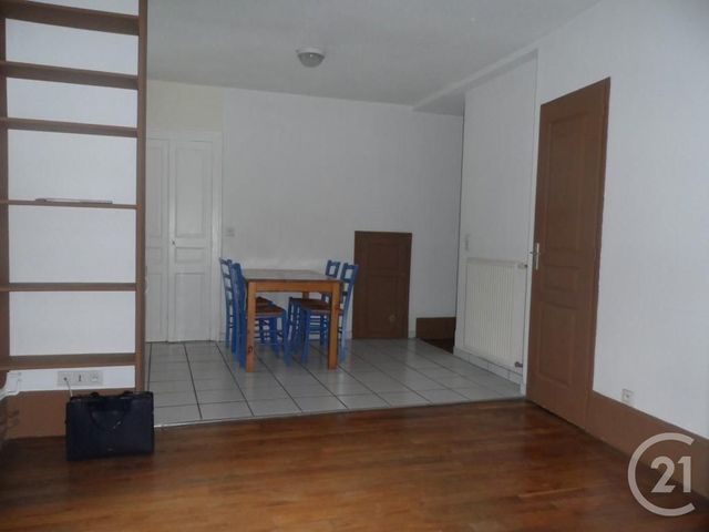 Appartement T2 à louer - 2 pièces - 39.84 m2 - DIJON - 21 - BOURGOGNE - Century 21 Martinot Immobilier