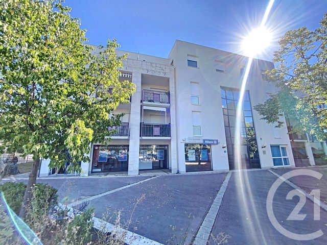 Appartement T2 à louer - 2 pièces - 48.0 m2 - DIJON - 21 - BOURGOGNE - Century 21 Martinot Immobilier