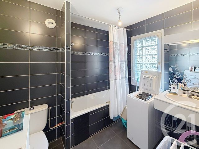 Appartement T3 à vendre - 3 pièces - 65.95 m2 - DIJON - 21 - BOURGOGNE - Century 21 Martinot Immobilier