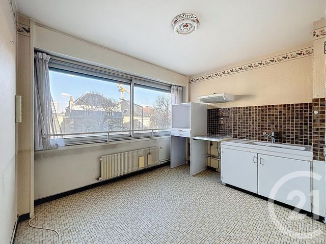 Appartement T5 à vendre - 4 pièces - 107.33 m2 - DIJON - 21 - BOURGOGNE - Century 21 Martinot Immobilier