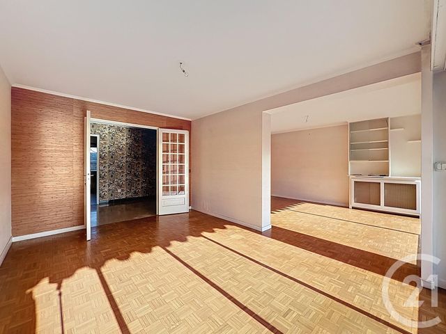 Appartement T5 à vendre - 4 pièces - 107.33 m2 - DIJON - 21 - BOURGOGNE - Century 21 Martinot Immobilier