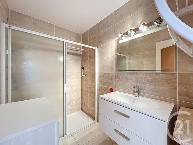Appartement T5 à vendre - 4 pièces - 107.33 m2 - DIJON - 21 - BOURGOGNE - Century 21 Martinot Immobilier