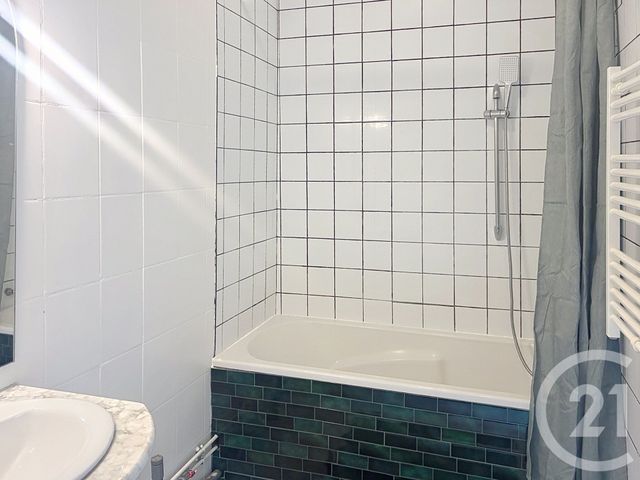 Appartement Studio à louer - 1 pièce - 19.59 m2 - DIJON - 21 - BOURGOGNE - Century 21 Martinot Immobilier