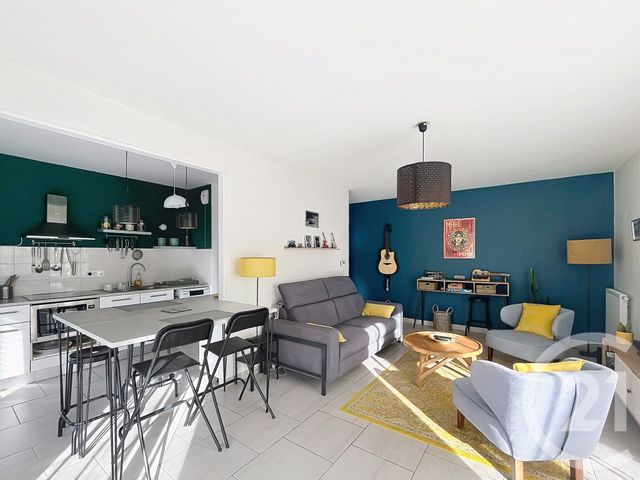 Appartement T3 à vendre - 3 pièces - 69.6 m2 - TALANT - 21 - BOURGOGNE - Century 21 Martinot Immobilier