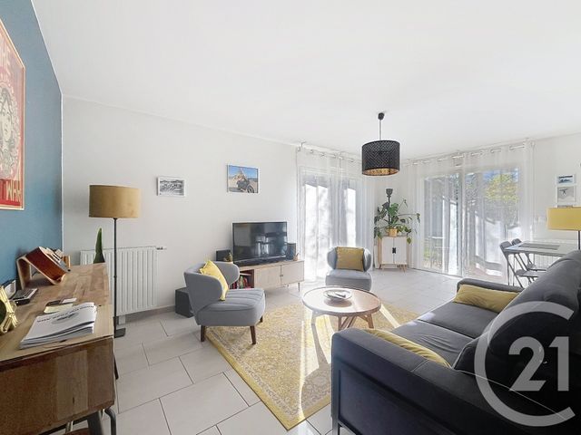 Appartement T3 à vendre - 3 pièces - 69.6 m2 - TALANT - 21 - BOURGOGNE - Century 21 Martinot Immobilier