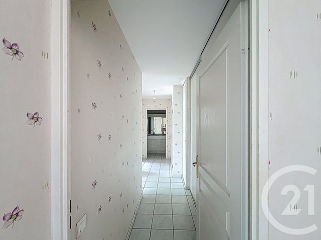 Appartement T3 à vendre - 3 pièces - 65.22 m2 - DIJON - 21 - BOURGOGNE - Century 21 Martinot Immobilier