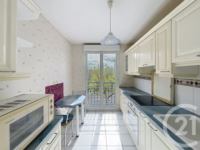 Appartement T3 à vendre - 3 pièces - 65.22 m2 - DIJON - 21 - BOURGOGNE - Century 21 Martinot Immobilier