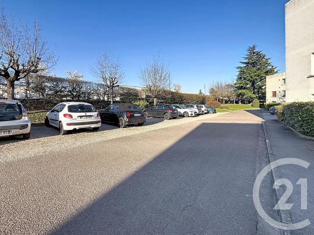 Appartement F3 à vendre - 4 pièces - 80.0 m2 - ST APOLLINAIRE - 21 - BOURGOGNE - Century 21 Martinot Immobilier