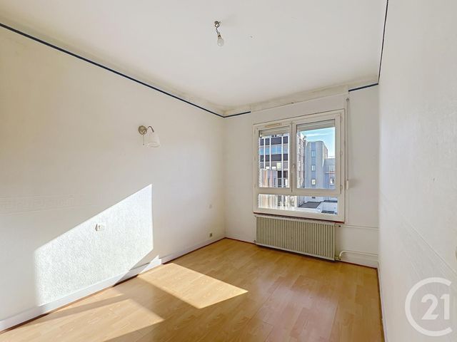 Appartement T4 à vendre - 4 pièces - 60.8 m2 - DIJON - 21 - BOURGOGNE - Century 21 Martinot Immobilier