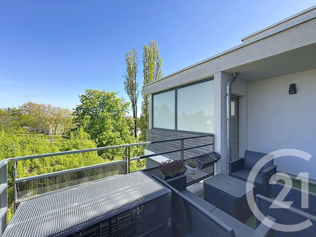 Appartement F4 à vendre - 4 pièces - 73.73 m2 - LONGVIC - 21 - BOURGOGNE - Century 21 Martinot Immobilier