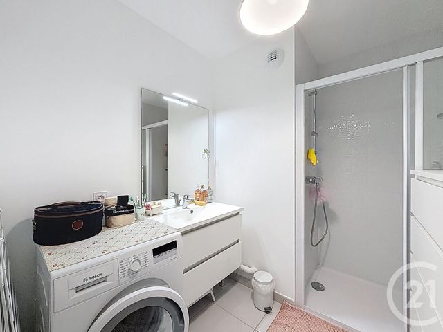 Appartement F2 à vendre - 2 pièces - 43.15 m2 - PLOMBIERES LES DIJON - 21 - BOURGOGNE - Century 21 Martinot Immobilier