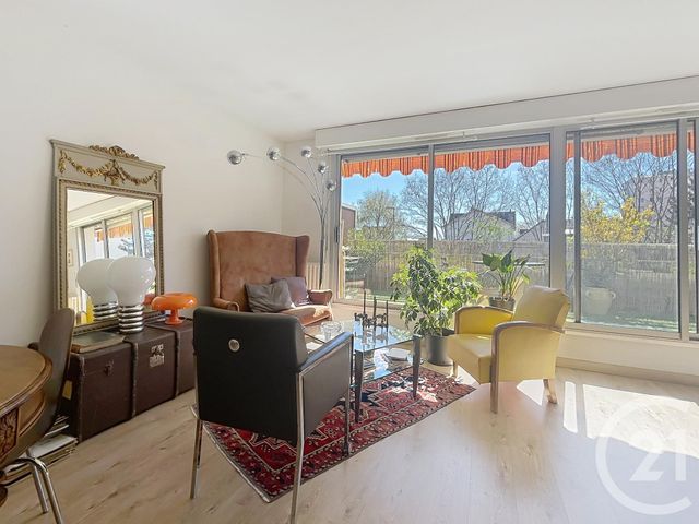 Appartement T2 à louer - 3 pièces - 72.92 m2 - DIJON - 21 - BOURGOGNE - Century 21 Martinot Immobilier