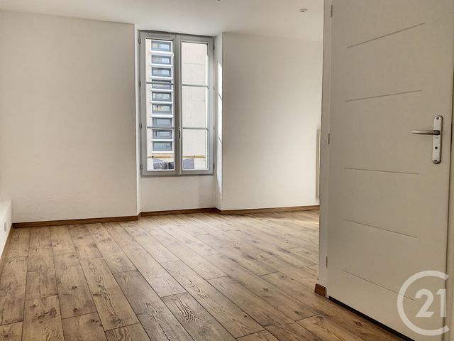 Appartement T2 à louer - 2 pièces - 45.0 m2 - DIJON - 21 - BOURGOGNE - Century 21 Martinot Immobilier