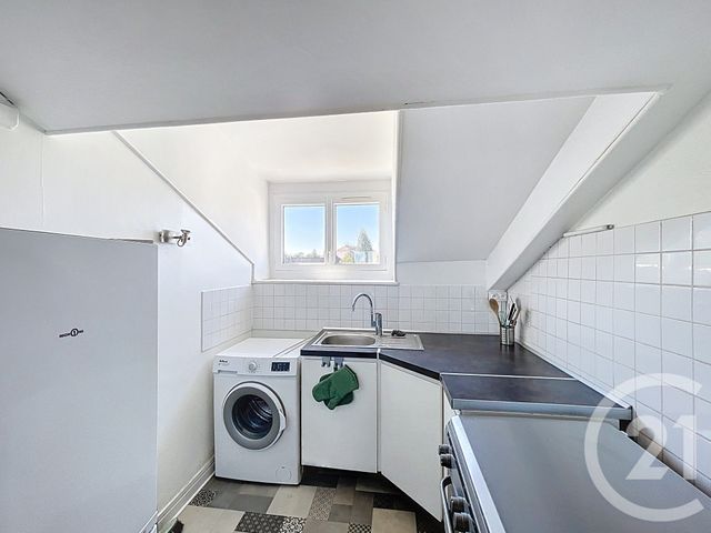 Appartement T2 à vendre - 2 pièces - 37.5 m2 - DIJON - 21 - BOURGOGNE - Century 21 Martinot Immobilier