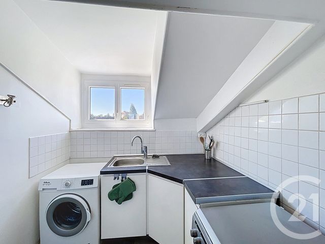 Appartement T2 à vendre - 2 pièces - 37.5 m2 - DIJON - 21 - BOURGOGNE - Century 21 Martinot Immobilier