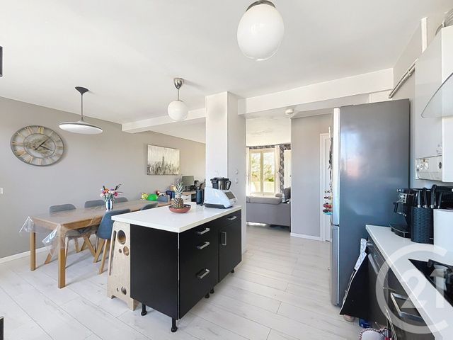 Appartement T3 à vendre - 3 pièces - 66.78 m2 - DIJON - 21 - BOURGOGNE - Century 21 Martinot Immobilier