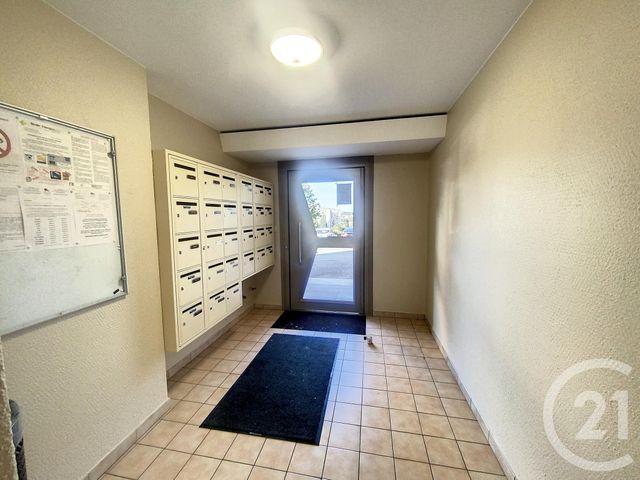 Appartement T2 à louer - 2 pièces - 49.58 m2 - DIJON - 21 - BOURGOGNE - Century 21 Martinot Immobilier