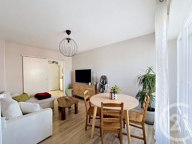 Appartement T3 à vendre - 3 pièces - 60.49 m2 - CHENOVE - 21 - BOURGOGNE - Century 21 Martinot Immobilier
