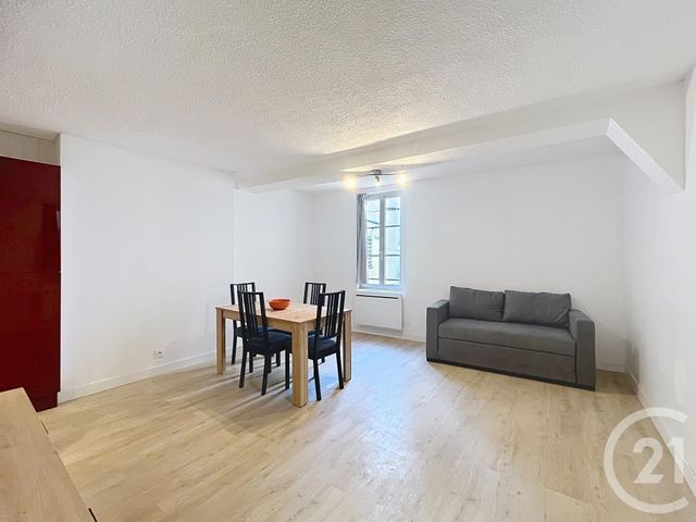 Appartement F2 à louer - 2 pièces - 38.1 m2 - DIJON - 21 - BOURGOGNE - Century 21 Martinot Immobilier