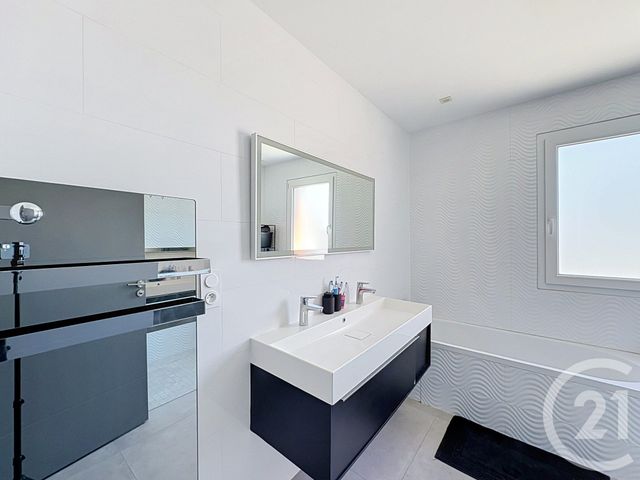 maison à vendre - 6 pièces - 145.92 m2 - LONGVIC - 21 - BOURGOGNE - Century 21 Martinot Immobilier