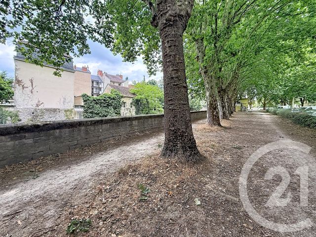 Appartement F1 bis à vendre - 2 pièces - 26.4 m2 - DIJON - 21 - BOURGOGNE - Century 21 Martinot Immobilier