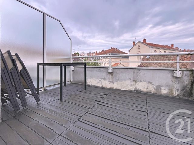 Appartement F2 à louer - 2 pièces - 46.79 m2 - DIJON - 21 - BOURGOGNE - Century 21 Martinot Immobilier