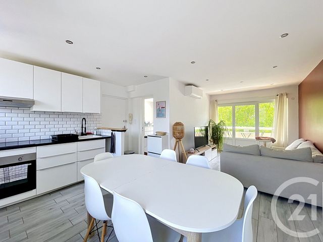 Appartement T3 à vendre - 3 pièces - 50.32 m2 - DIJON - 21 - BOURGOGNE - Century 21 Martinot Immobilier