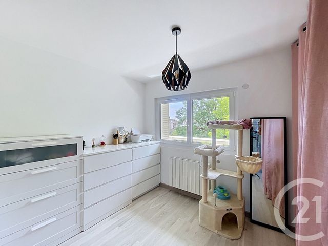 Appartement T3 à vendre - 3 pièces - 50.32 m2 - DIJON - 21 - BOURGOGNE - Century 21 Martinot Immobilier