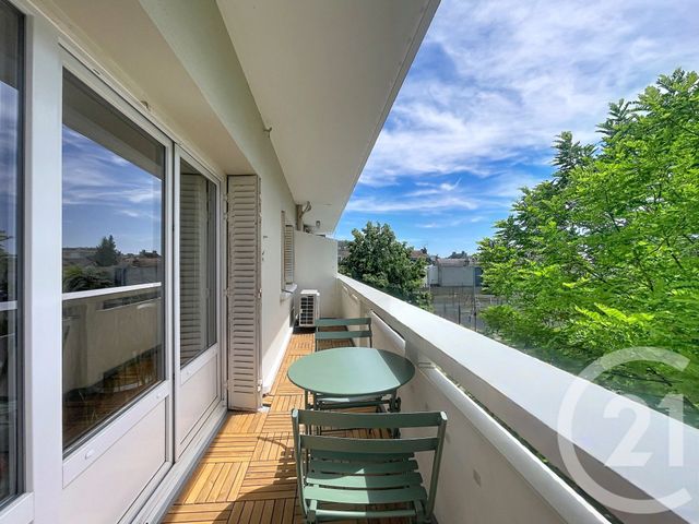 Appartement T3 à vendre - 3 pièces - 50.32 m2 - DIJON - 21 - BOURGOGNE - Century 21 Martinot Immobilier