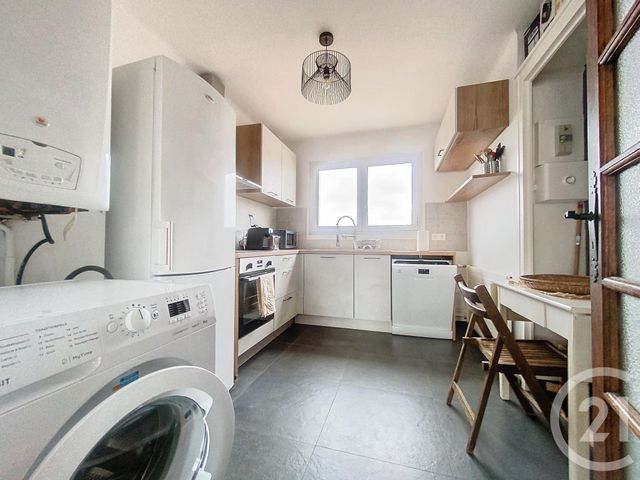 Appartement T3 à louer - 3 pièces - 61.18 m2 - DIJON - 21 - BOURGOGNE - Century 21 Martinot Immobilier