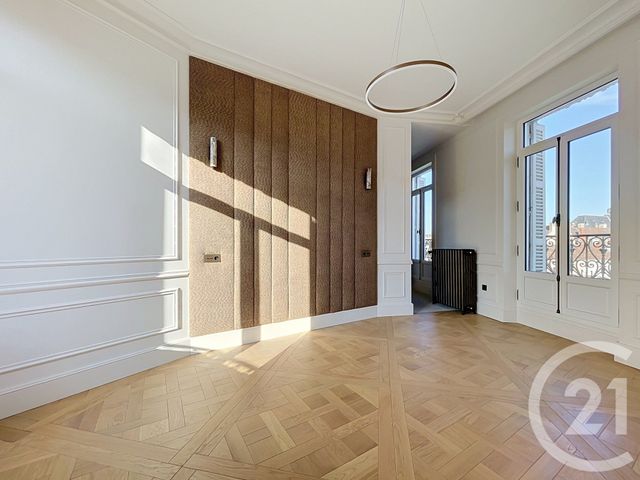 Appartement T4 à vendre - 4 pièces - 103.67 m2 - DIJON - 21 - BOURGOGNE - Century 21 Martinot Immobilier