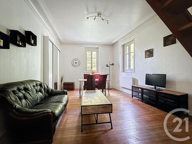 Appartement Duplex à louer - 2 pièces - 36.56 m2 - DIJON - 21 - BOURGOGNE - Century 21 Martinot Immobilier