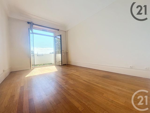 Appartement T2 à louer - 2 pièces - 56.63 m2 - DIJON - 21 - BOURGOGNE - Century 21 Martinot Immobilier