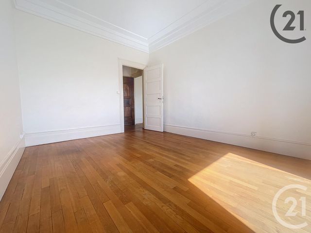 Appartement T2 à louer - 2 pièces - 56.63 m2 - DIJON - 21 - BOURGOGNE - Century 21 Martinot Immobilier