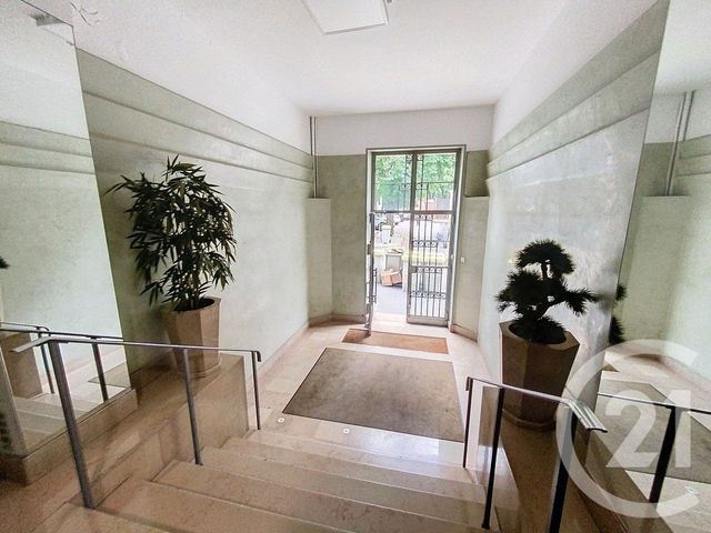Appartement T2 à louer - 2 pièces - 56.63 m2 - DIJON - 21 - BOURGOGNE - Century 21 Martinot Immobilier