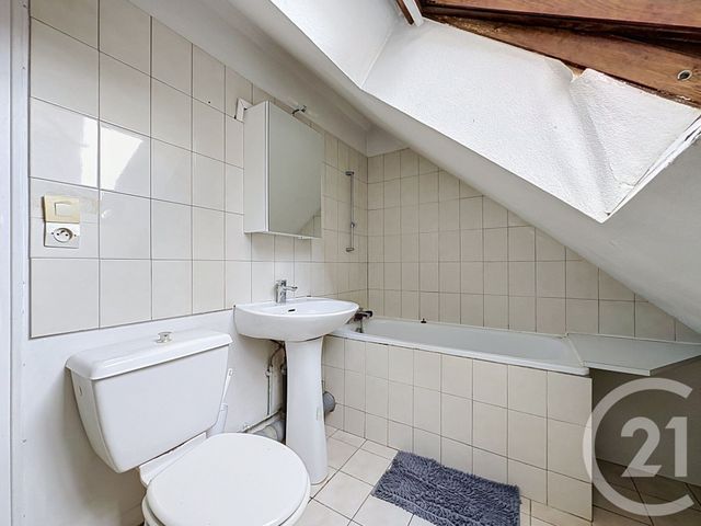 Appartement Studio à vendre - 1 pièce - 11.31 m2 - DIJON - 21 - BOURGOGNE - Century 21 Martinot Immobilier