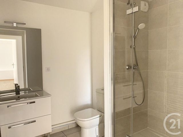 Appartement T2 à louer - 2 pièces - 74.5 m2 - DIJON - 21 - BOURGOGNE - Century 21 Martinot Immobilier