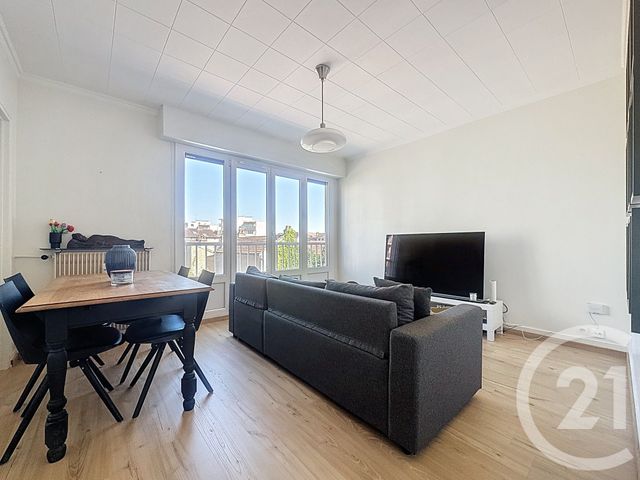 Appartement à louer - 3 pièces - 60.17 m2 - DIJON - 21 - BOURGOGNE - Century 21 Martinot Immobilier