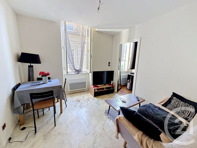 Appartement T2 à vendre - 2 pièces - 28.5 m2 - DIJON - 21 - BOURGOGNE - Century 21 Martinot Immobilier