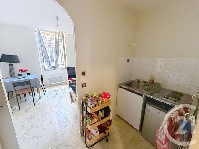 Appartement T2 à vendre - 2 pièces - 28.5 m2 - DIJON - 21 - BOURGOGNE - Century 21 Martinot Immobilier