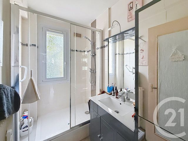 Appartement T3 à vendre - 3 pièces - 56.0 m2 - DIJON - 21 - BOURGOGNE - Century 21 Martinot Immobilier