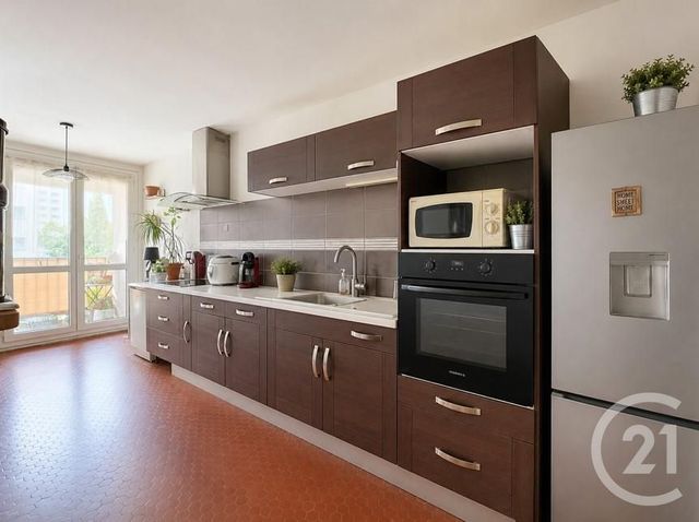 Appartement T2 à vendre - 2 pièces - 65.51 m2 - DIJON - 21 - BOURGOGNE - Century 21 Martinot Immobilier