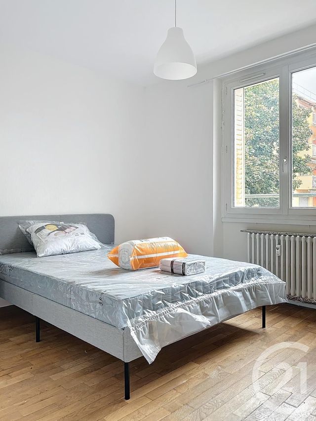 Appartement T4 à louer - 4 pièces - 64.8 m2 - DIJON - 21 - BOURGOGNE - Century 21 Martinot Immobilier