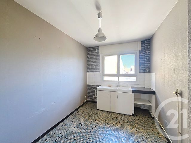 Appartement F4 à vendre - 4 pièces - 82.0 m2 - DIJON - 21 - BOURGOGNE - Century 21 Martinot Immobilier