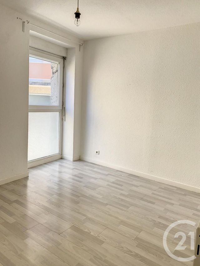 Appartement T3 à louer - 3 pièces - 54.93 m2 - DIJON - 21 - BOURGOGNE - Century 21 Martinot Immobilier