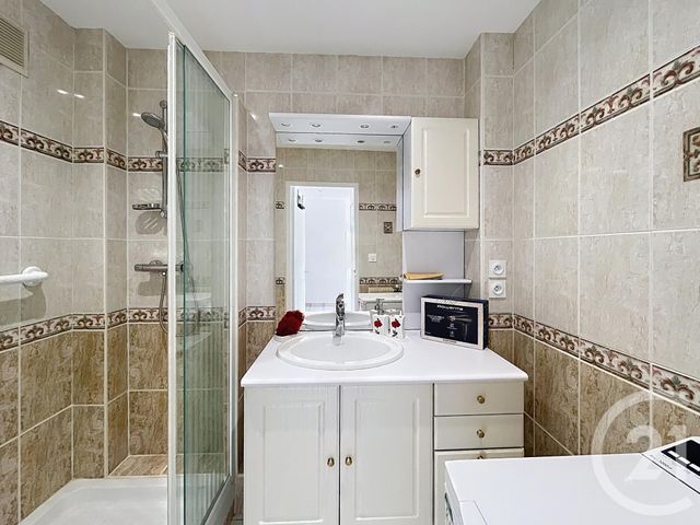 Appartement T3 à louer - 3 pièces - 64.88 m2 - DIJON - 21 - BOURGOGNE - Century 21 Martinot Immobilier