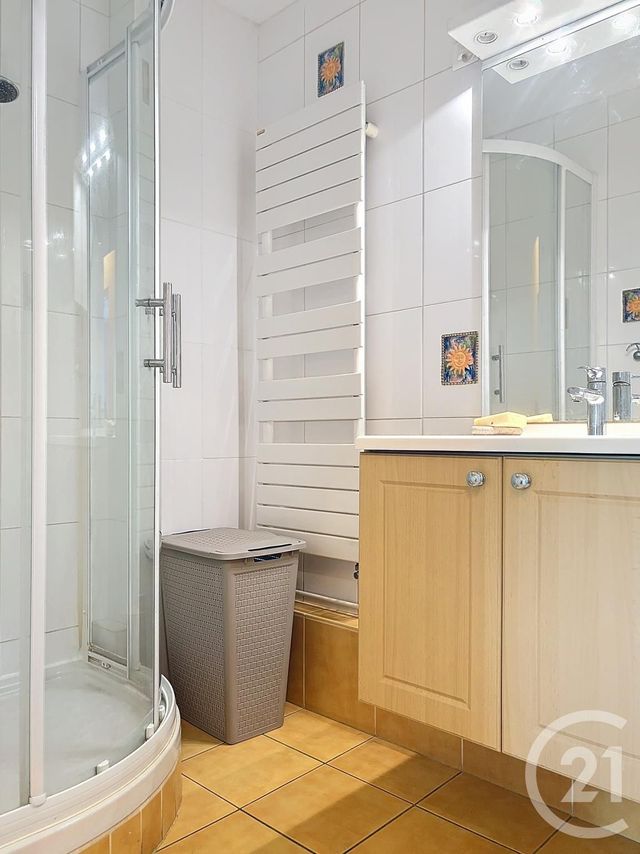 Appartement T3 à louer - 3 pièces - 56.24 m2 - DIJON - 21 - BOURGOGNE - Century 21 Martinot Immobilier