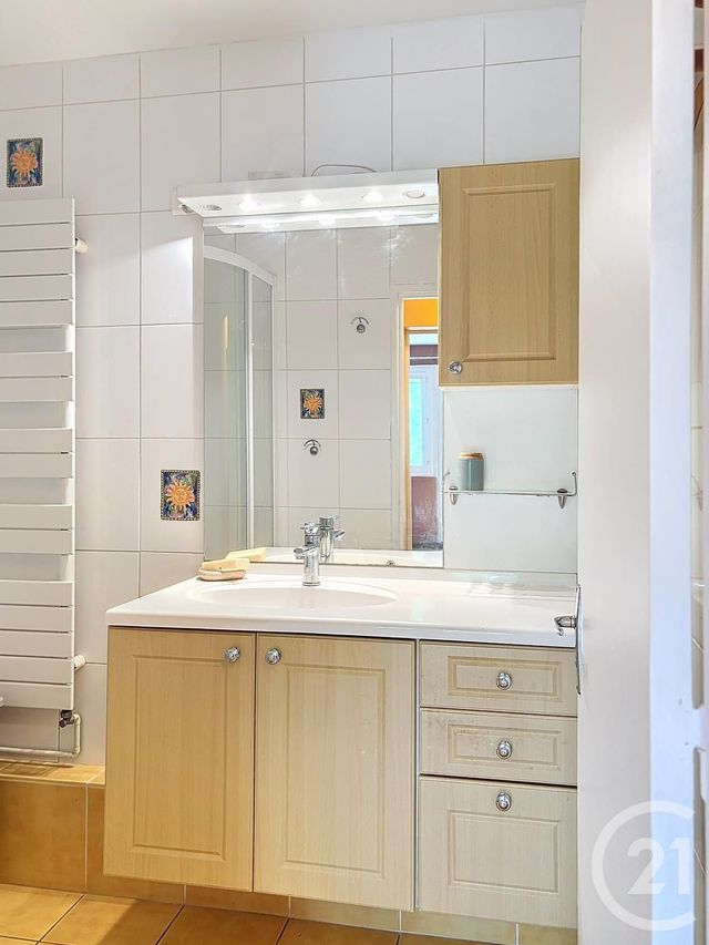 Appartement T3 à louer - 3 pièces - 56.24 m2 - DIJON - 21 - BOURGOGNE - Century 21 Martinot Immobilier