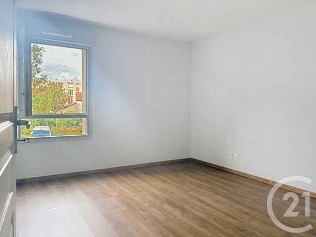 Appartement T3 à louer - 3 pièces - 67.59 m2 - DIJON - 21 - BOURGOGNE - Century 21 Martinot Immobilier